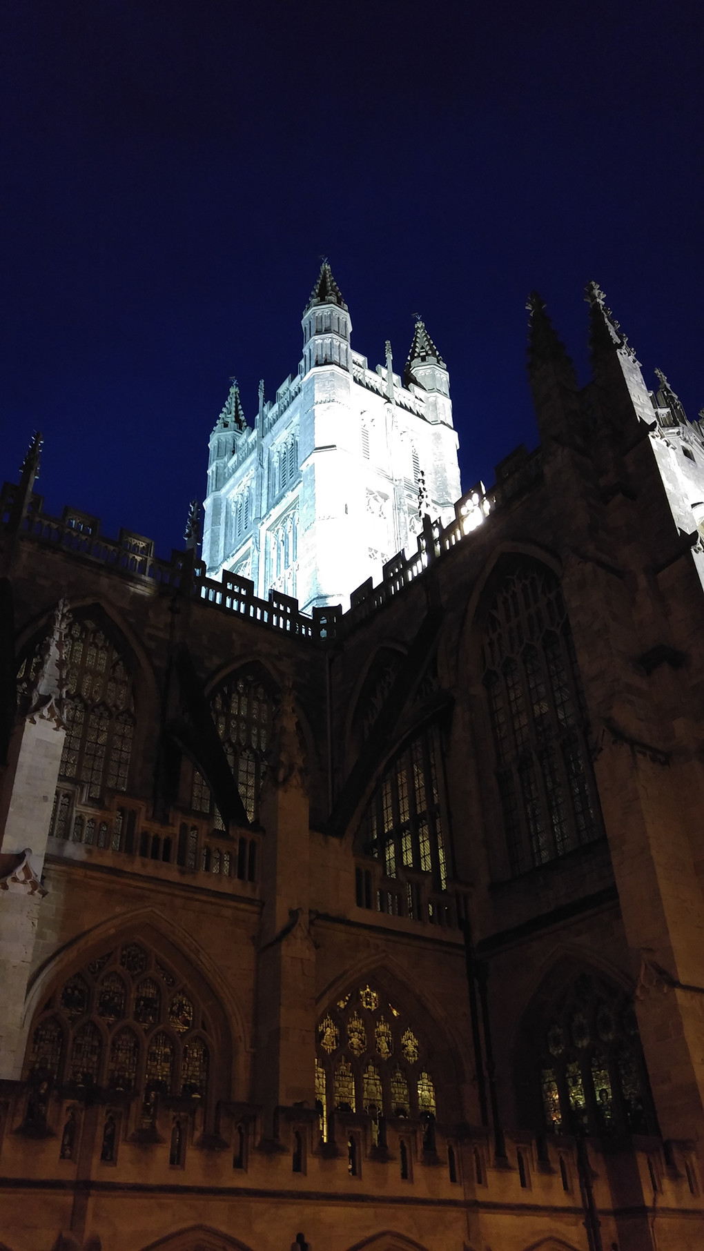 bath abbey at night