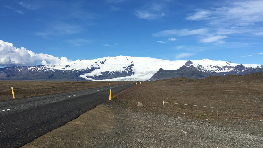 road into the mountains