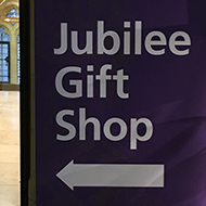 sign to the gift shop