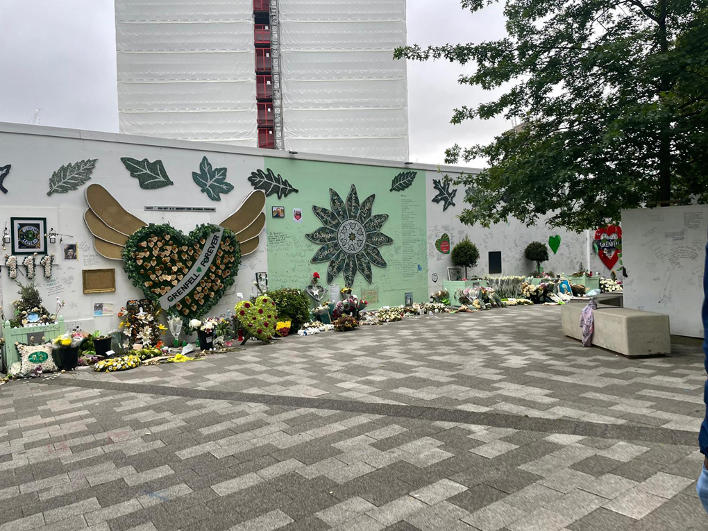 Memorials for Grenfell tower