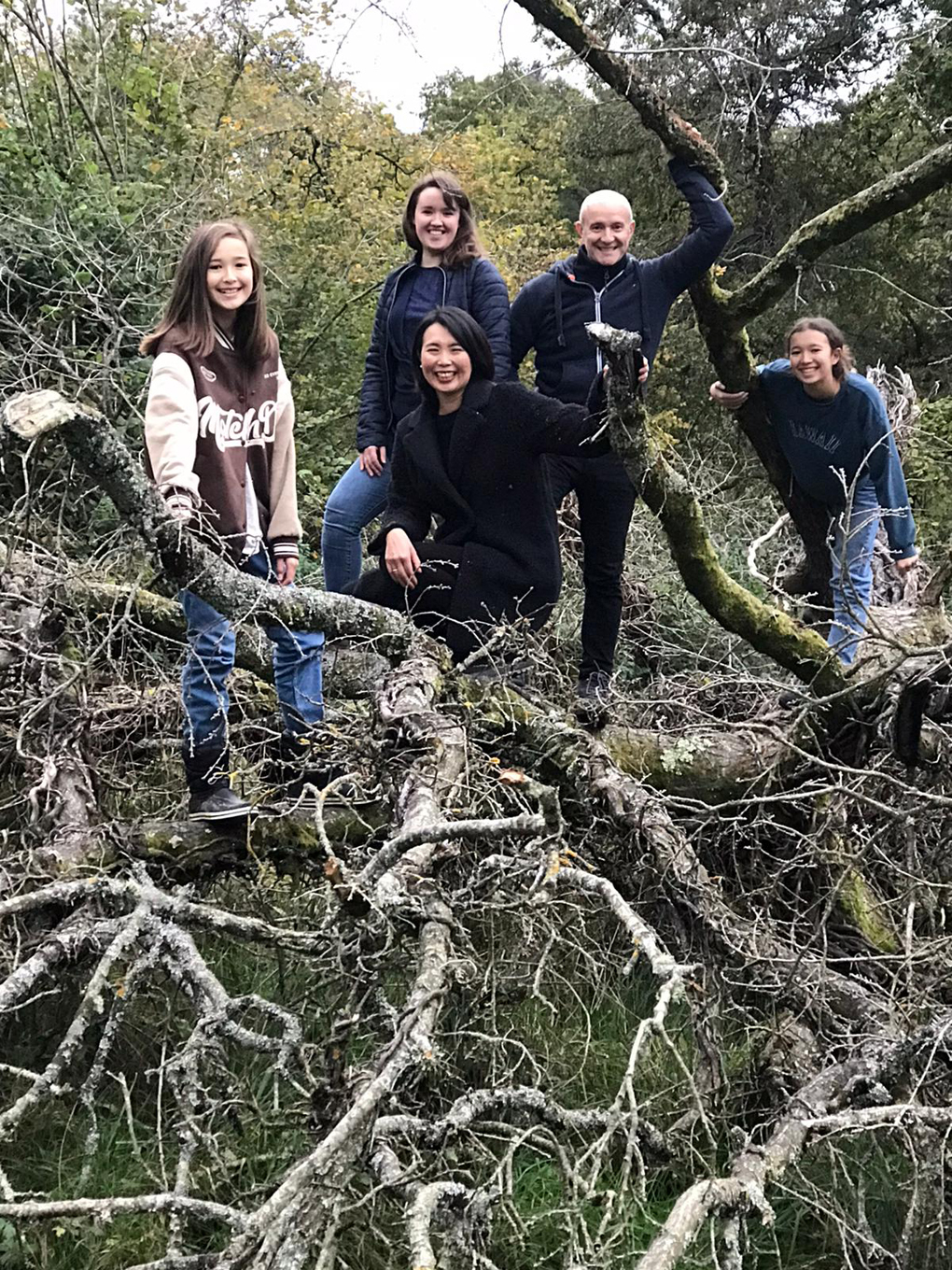 Collection of people in a tree