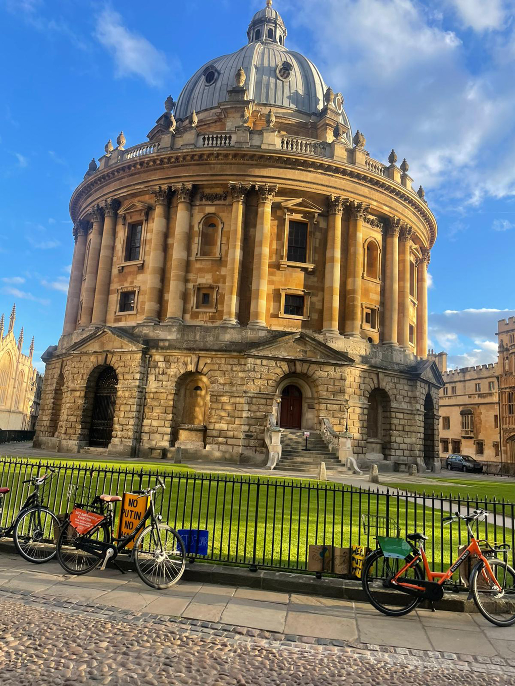 The Bodleian library from the outside