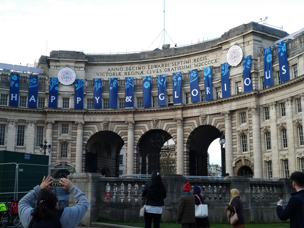 Admiralty Arch all dressed up