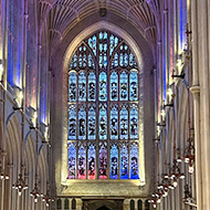 Inside of Bath Abbey with full congregation