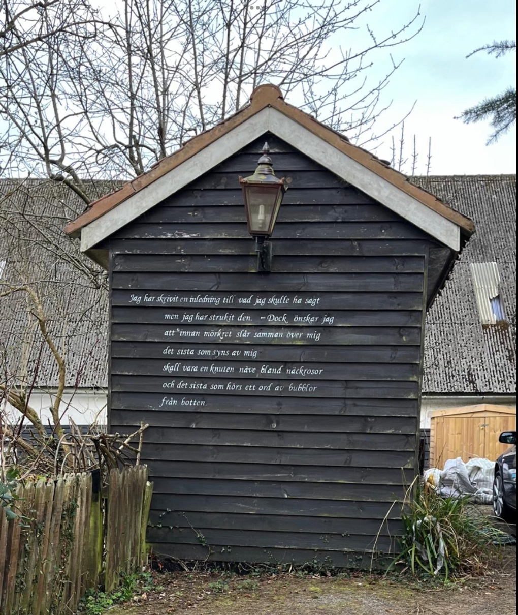 A Shed With a Message
