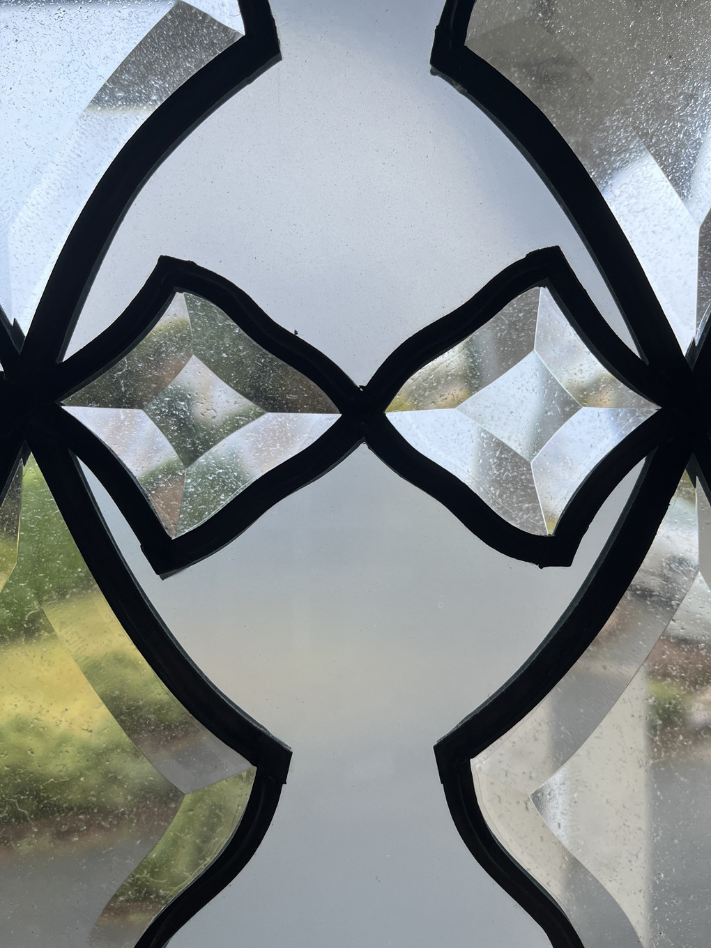 A window section that looks like an alien